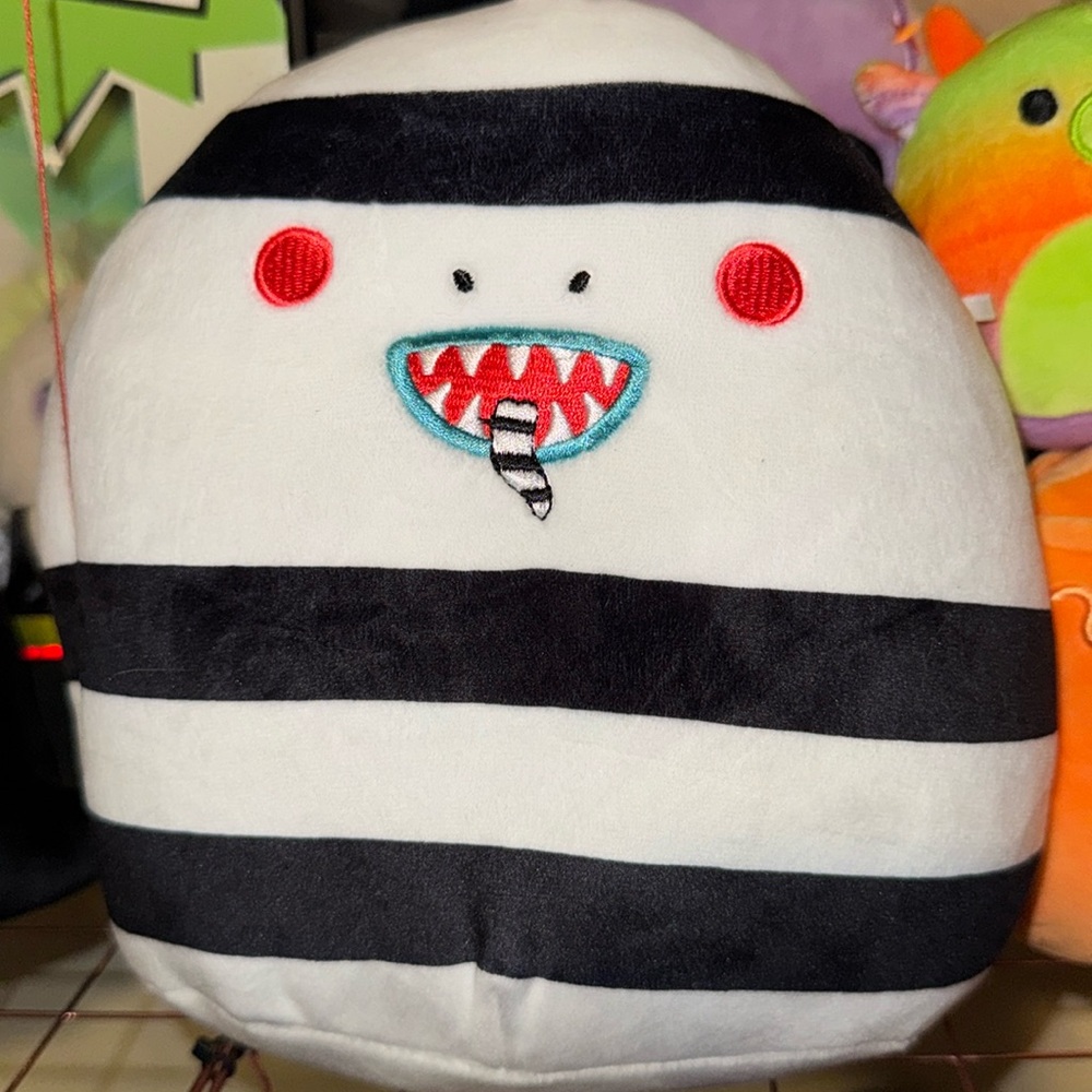 Beetlejuice sandworm squishmallow NWT
